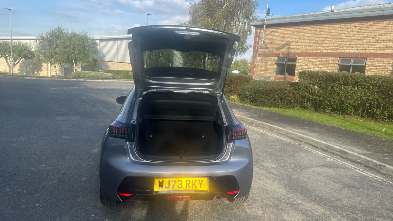 Peugeot 208 1.2 PureTech 100 Allure Premium + 5dr Petrol Hatchback